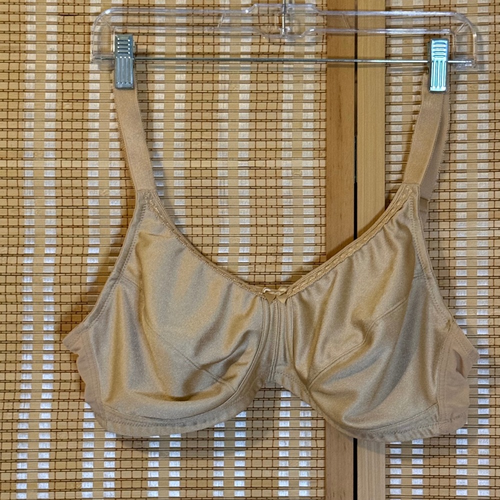 Amoena Rita SB Soft Cup Mastectomy Bra 40C Nude Beige 2004 Pocketed Non-Wired